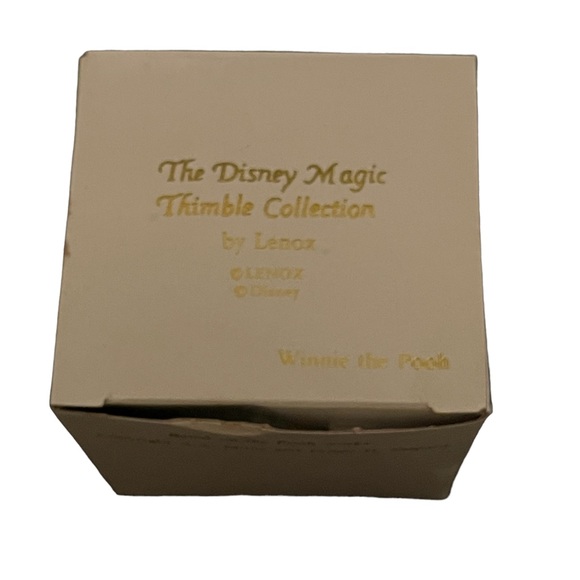 Disney’s Winnie the Pooh From Lenox Magic Thimble Collection NIB - Picture 4 of 4